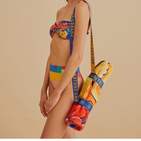 NWT Farm Rio Winter Chita Towel - Picture 1 of 4